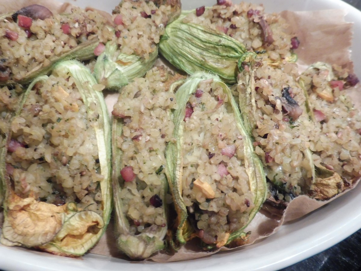 filled zucchini Flowers with bulgur